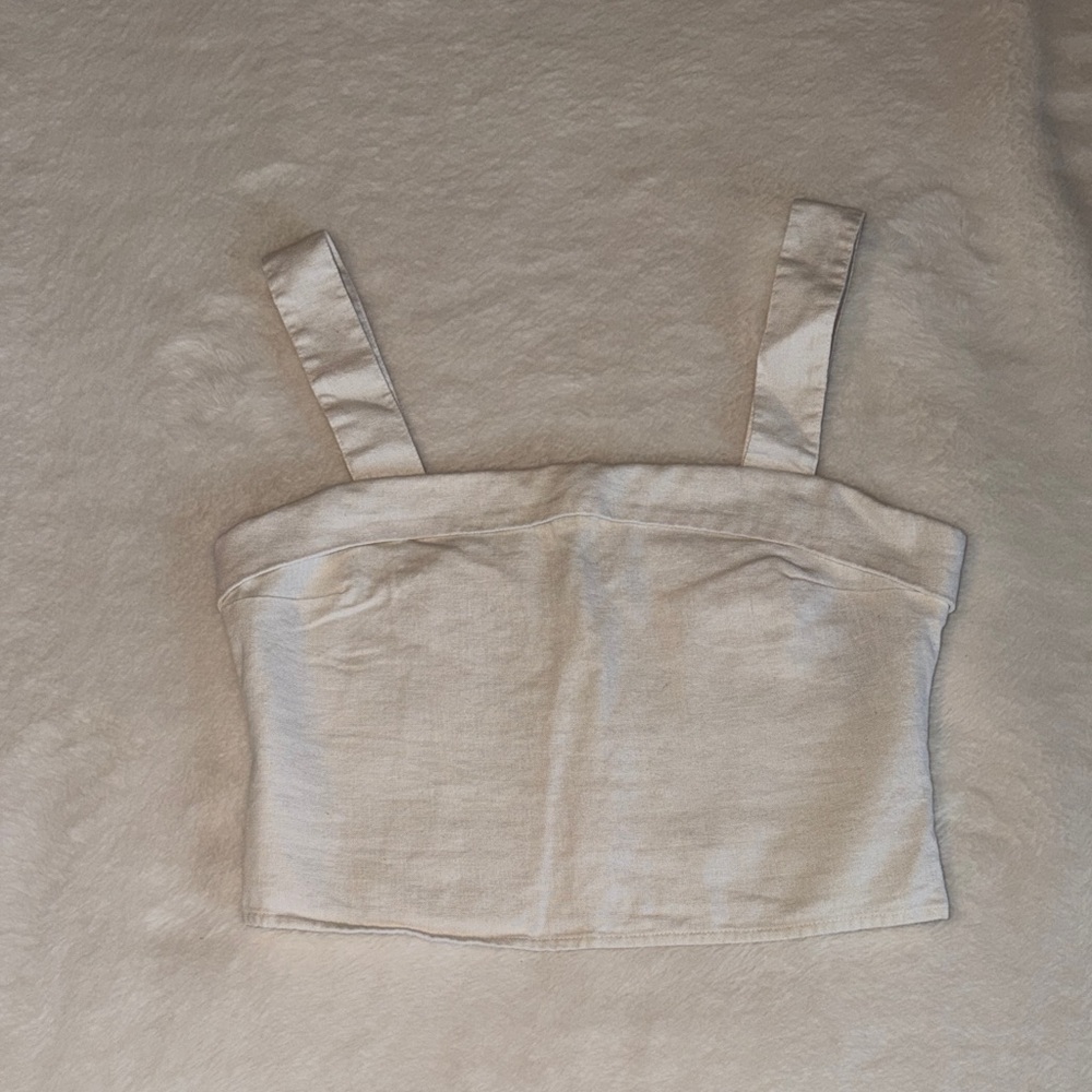 Abercrombie & Fitch White Crop Top